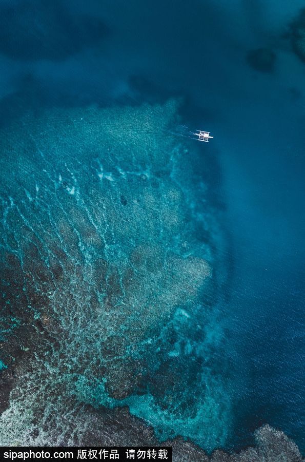 沉船潜水的世界胜地 隐世海岛科隆