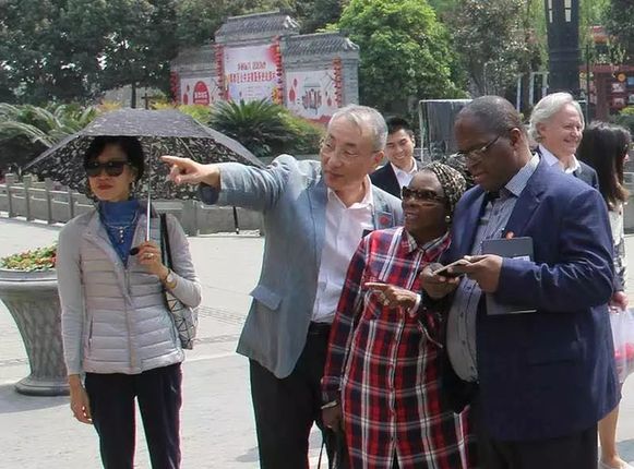 走进天府之国 尽享“巴适”四川——记外国驻港领团商会媒体代表参访四川