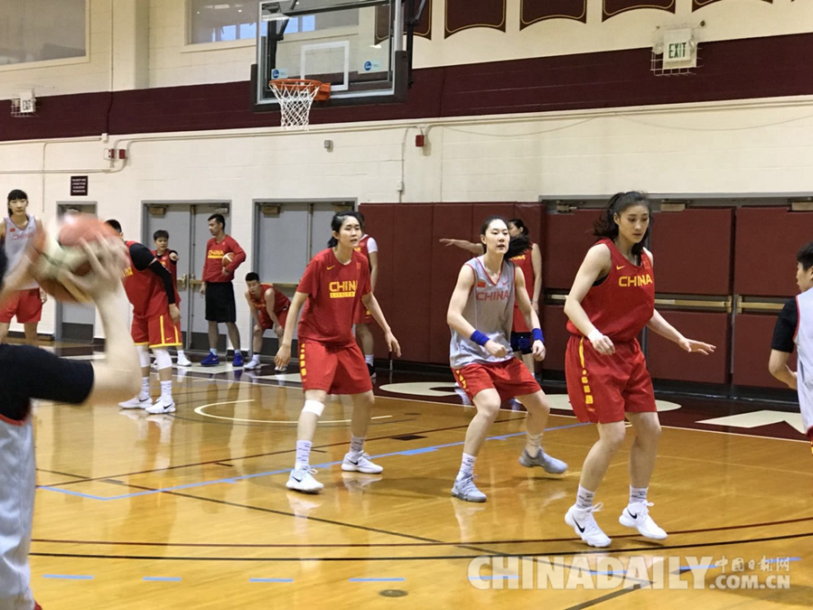 中国女篮美国拉练 26日对战美国女篮