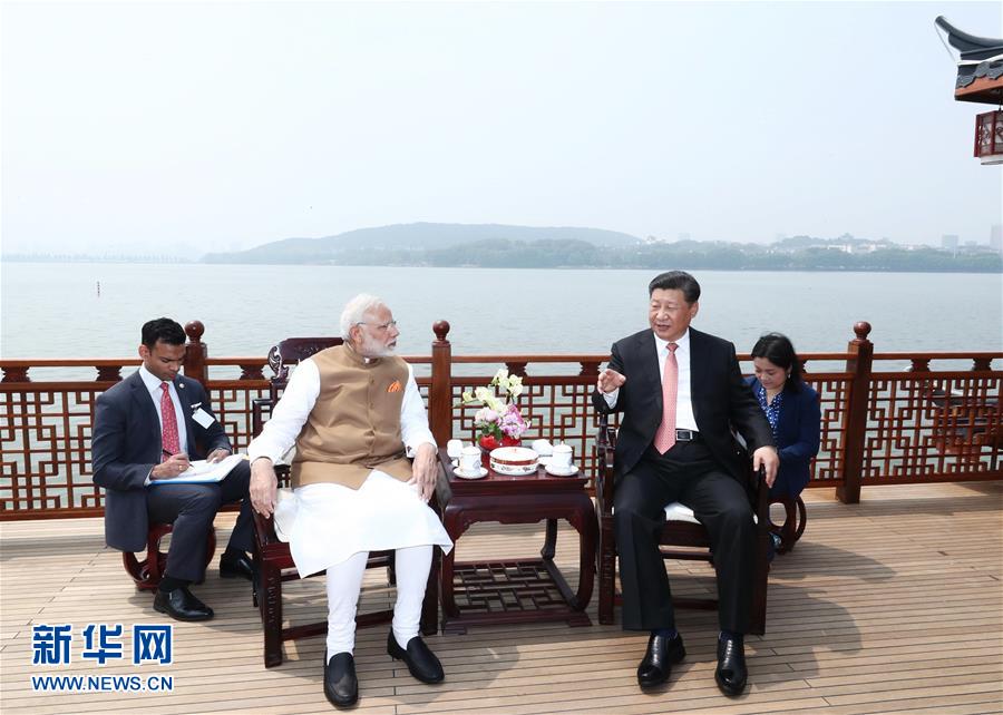 习近平同印度总理莫迪在武汉举行非正式会晤