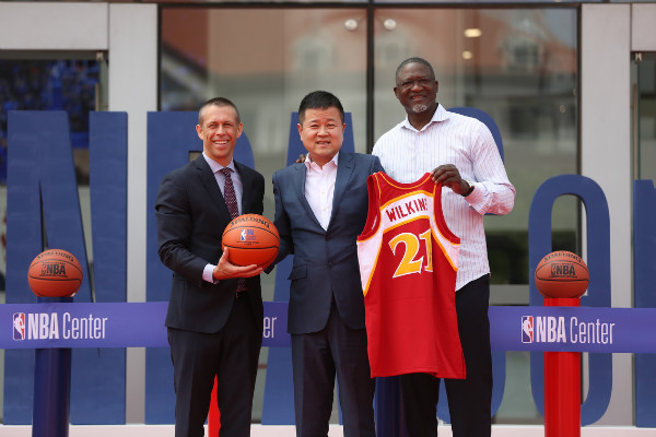 全球首座NBA中心天津武清开业，球星威尔金斯出席庆典