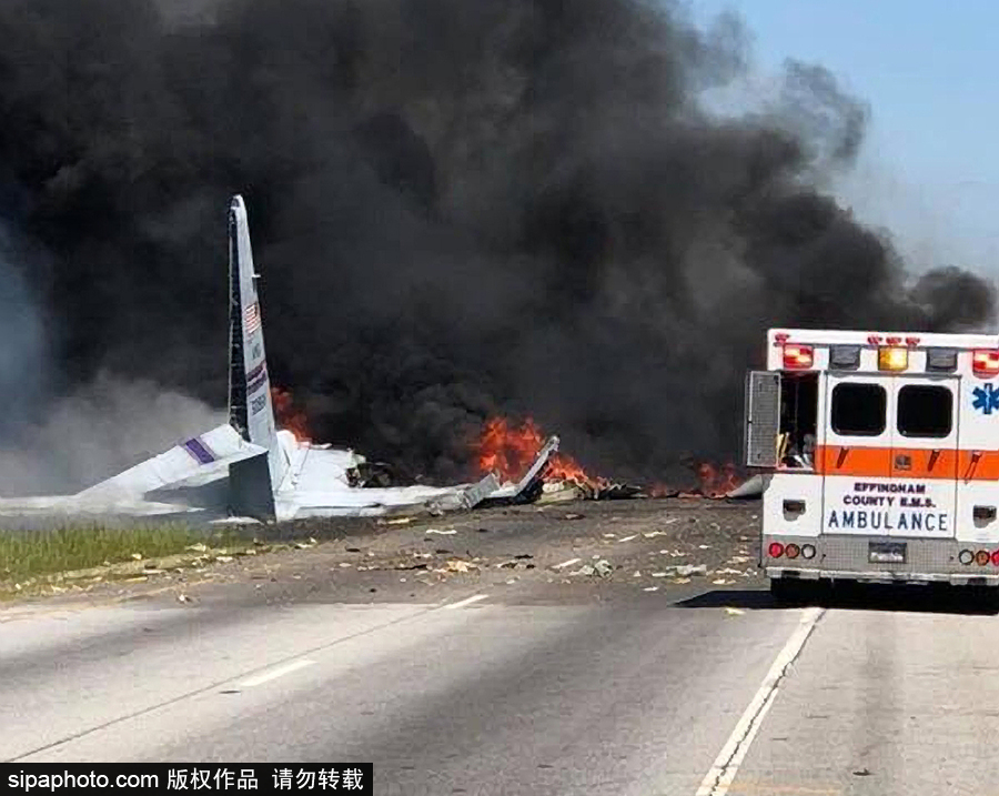 格鲁吉亚一架空军运输机坠毁 至少5名国民警卫队队员死亡