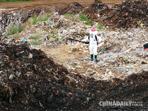 云南上百村民围着垃圾场挖走私冻品最新消息：现已抓获犯罪嫌疑人7人