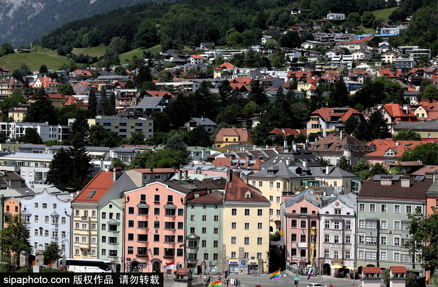 欧洲小城之光——奥地利因斯布鲁克城景