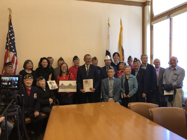 旧金山市议会敦促美国国会尽快通过表彰二战华裔老兵法案