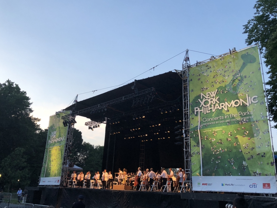 中国学生加入纽约爱乐夏季公园露天音乐会