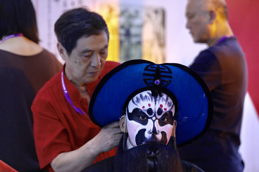 改革开放四十周年艺术教育成果展在京举行
