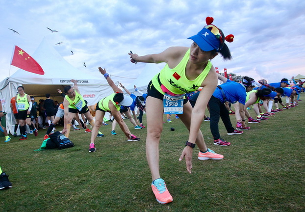 中国跑者闪耀澳大利亚黄金海岸马拉松