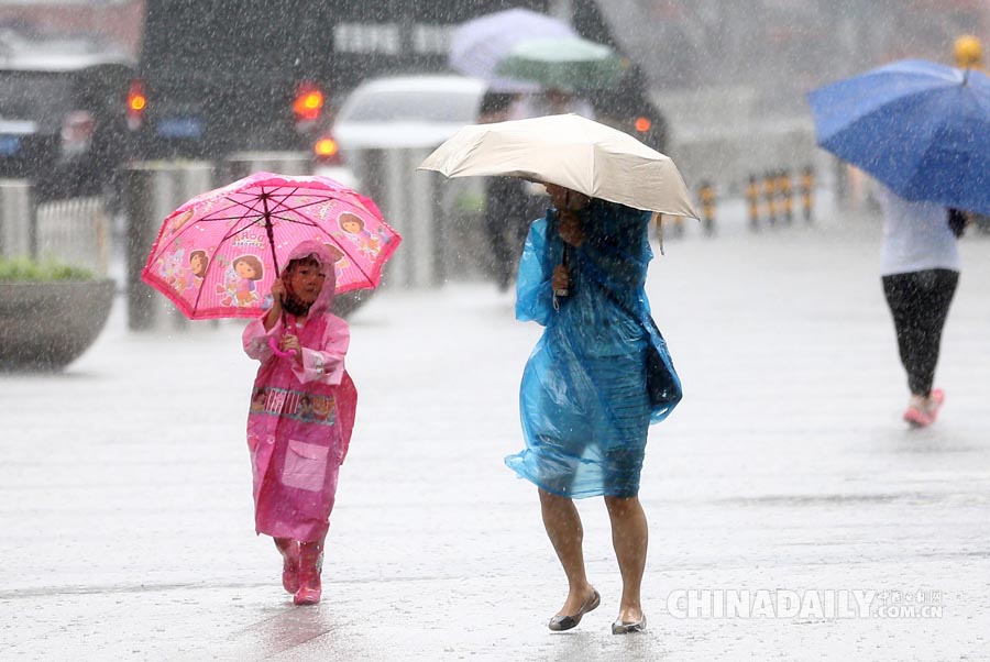 北京暴雨黄色预警继续 局地暴雨