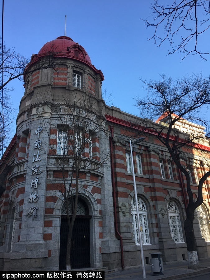 跟着电影游北京：领略《邪不压正》里的老北平