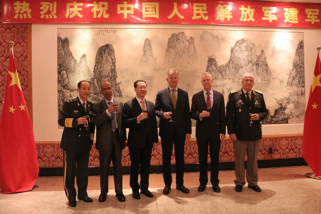 中国常驻联合国代表团举行中国人民解放军建军节招待会