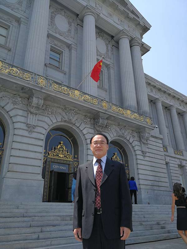 中国驻旧金山总领事上任伊始到访旧金山市政府