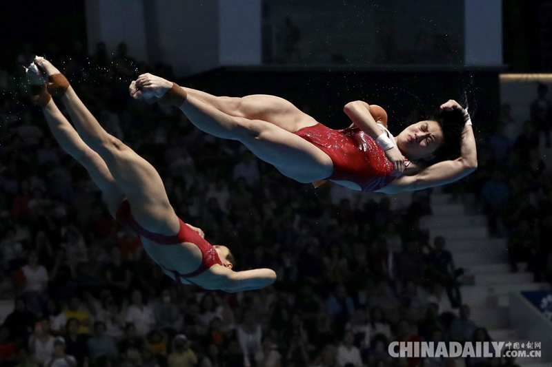 亚运会跳水女子双人三米板：中国选手昌雅妮/施廷懋夺冠