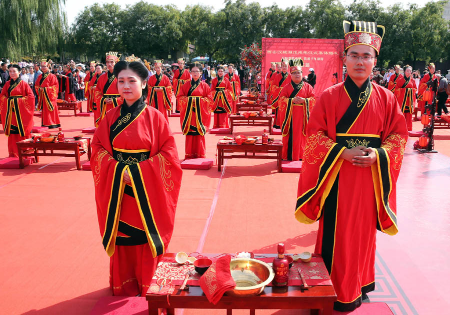 西安：体验汉式婚礼 感受传统文化