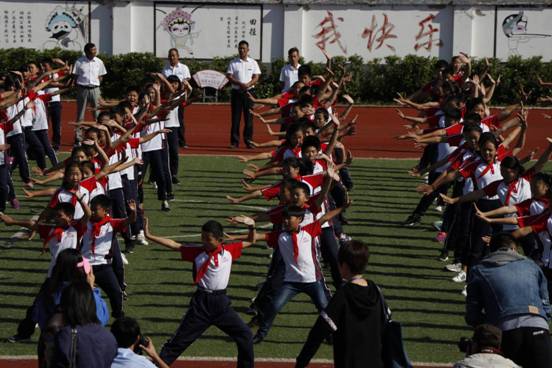 “中国农村改革第一村”--小岗村孩子们的课间活动
