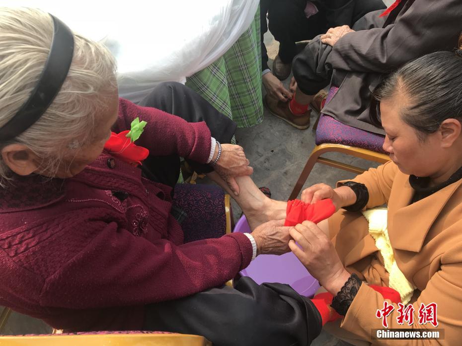 第31届八大处重阳游山会开幕