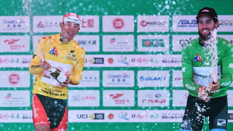 2018环福州·永泰国际公路自行车赛第二赛段：德国国家队斩获赛段冠军 吕先景继续保有黄衫