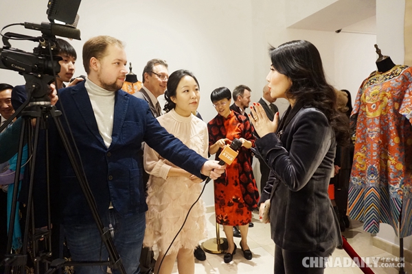 《丝路映像——中国时装艺术精品展》精彩亮相俄罗斯