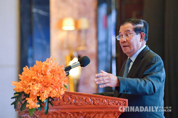 柬埔寨首相洪森宣布:将为中国投资者提供3年多次往返签证
