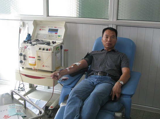 保定“献血达人”为患病老人默默寄药六年直至老人去世