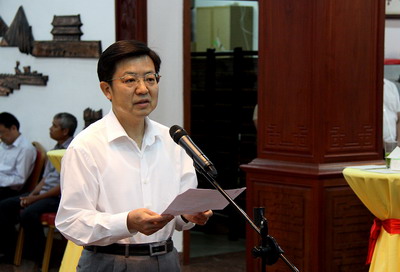 驻老挝使馆举办中国政府奖学金获得者赴华欢送会
