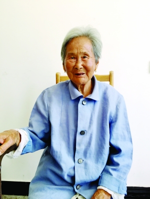 泰州87岁老人受邀参加抗战胜利70周年阅兵式