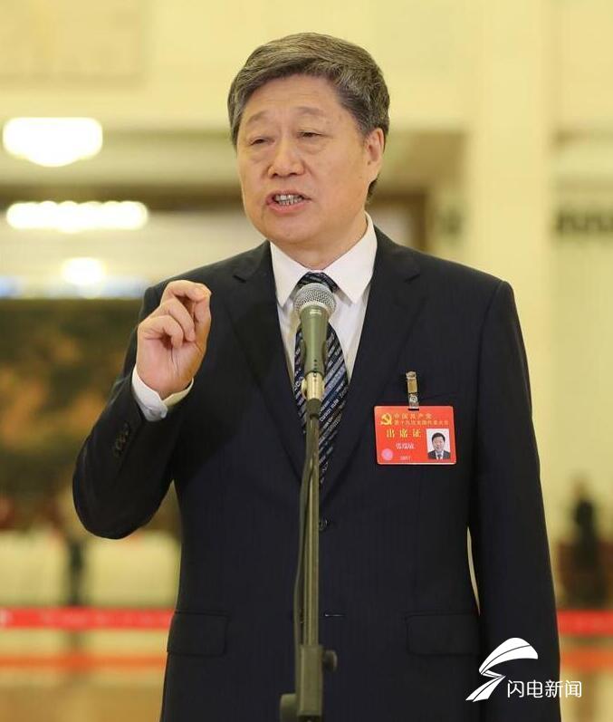 山东出席十九大代表张瑞敏、王恩东接受采访，他们说了啥