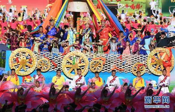 内蒙古自治区第九届少数民族传统体育运动会在呼伦贝尔开幕