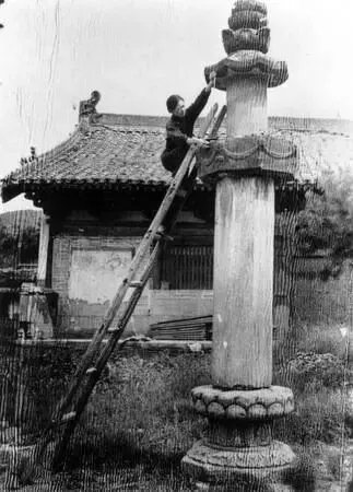 双语新闻：《纽约时报》补发林徽因、梁念念成讣告：鸳侣联袂，用一世探索中国建筑史