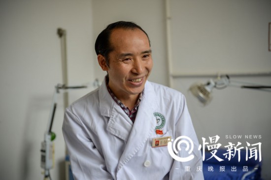 汶川地震10年 被埋139小时获救的“半掌医师”：震后我有3个愿望 与资产权势地位无关