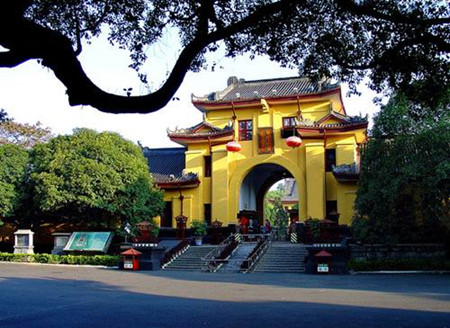 访桂林市长助理余昌国:历史文化与山水并重的桂林