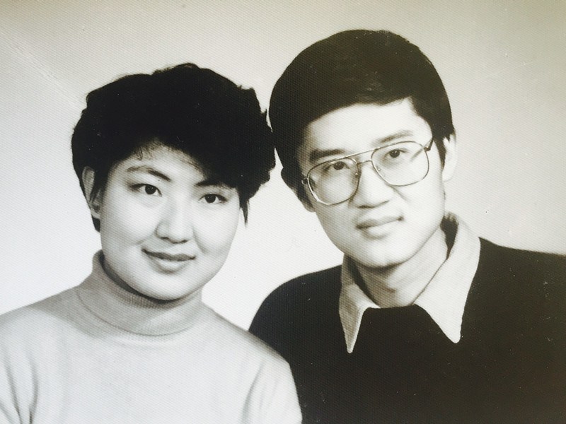 结婚22年 夫妻几乎每年都拍一张纪念照