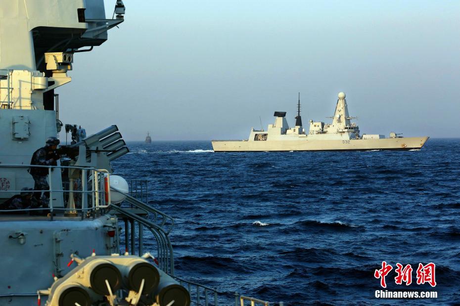 中国海军舰艇编队参加“和平—17”多国海上联合演习(组图)