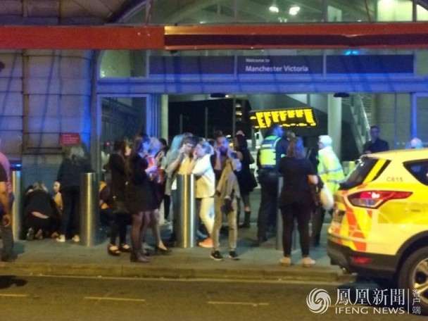 英国曼彻斯特一演唱会发生两起爆炸现场